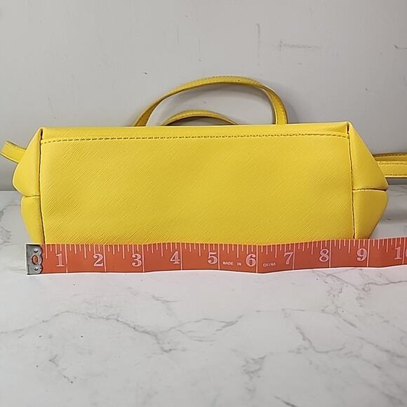 MARC TETRO Dachshund Yellow Lunch Tote Shoulder Handbag Dog Lover Purse - Picture 9 of 10